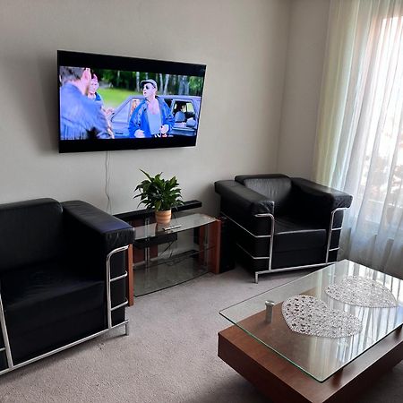 Old Town Apartments Zderadova 6 Брно Екстер'єр фото